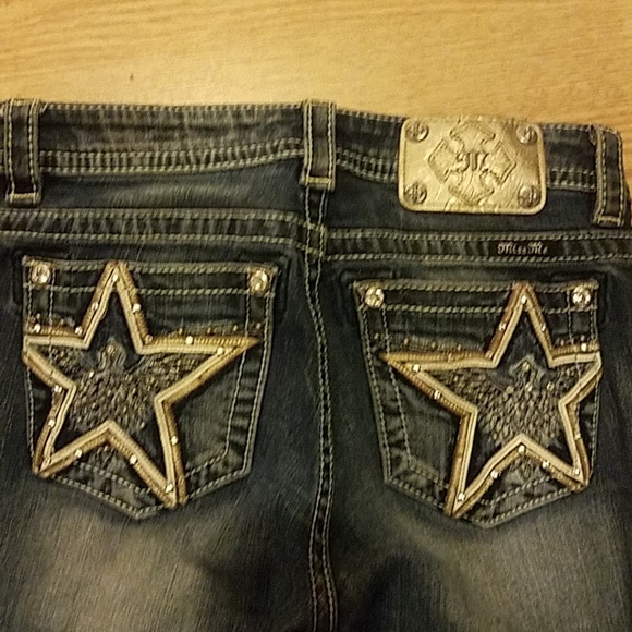 Womans Jean's Miss Me 28L - Picture 2 of 5